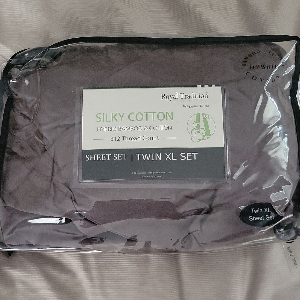 Silky Cotton Twin XL Sheet Set in Purple